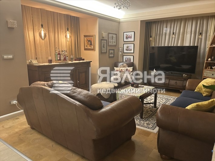 Дава под наем 4-СТАЕН, гр. София, Лагера, снимка 2 - Апартаменти - 55125631
