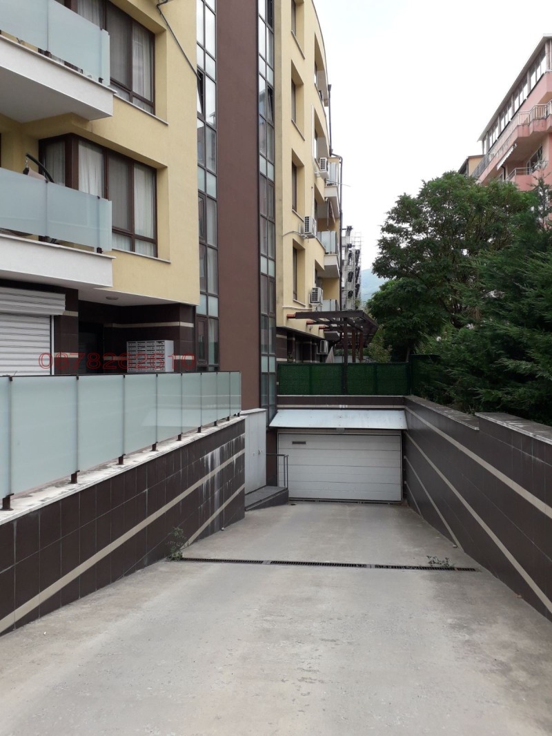 Дава под наем ГАРАЖ, ПАРКОМЯСТО, гр. София, Карпузица