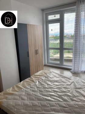 1 quarto Sadiiski, Plovdiv 5