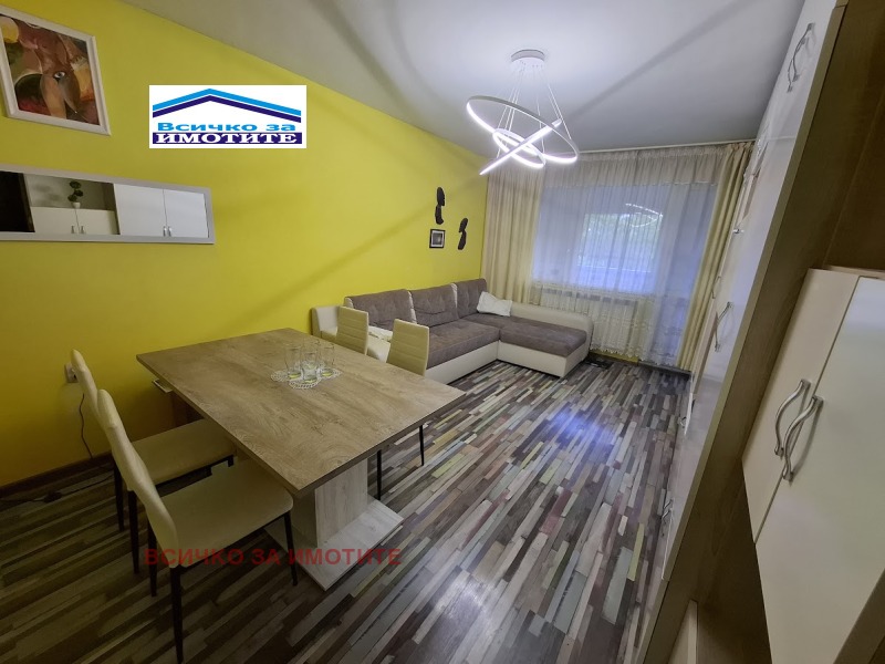 Zu vermieten  1 Schlafzimmer Ruse , Wazraschdane , 60 qm | 90123681