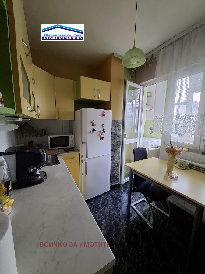 Zu vermieten  1 Schlafzimmer Ruse , Wazraschdane , 60 qm | 90123681 - Bild [8]