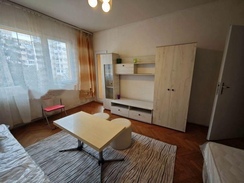 Под наем 3-СТАЕН, град София, Дружба 2 • 550 € / 1075.71 лв. • 37815634 1