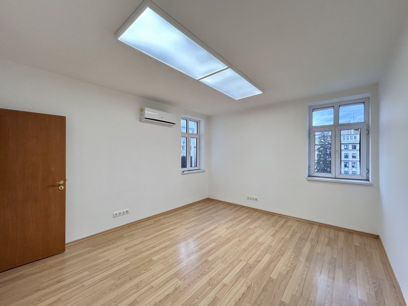 Издаје се  Канцеларија Софија , Центар , 89 м2 | 59864079 - слика [2]