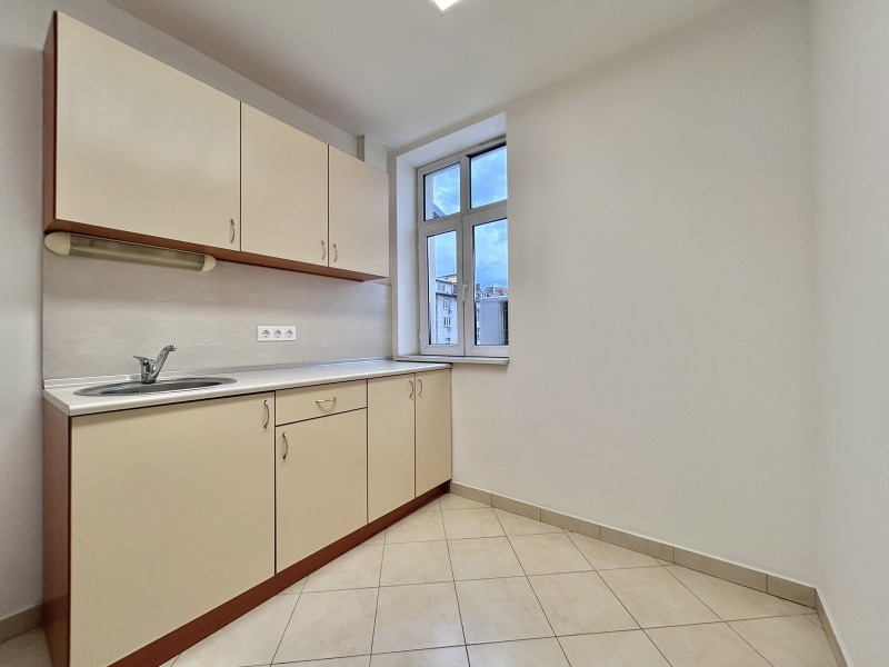 Издаје се  Канцеларија Софија , Центар , 89 м2 | 59864079 - слика [5]