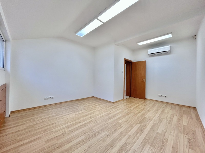 Издаје се  Канцеларија Софија , Центар , 89 м2 | 59864079 - слика [6]