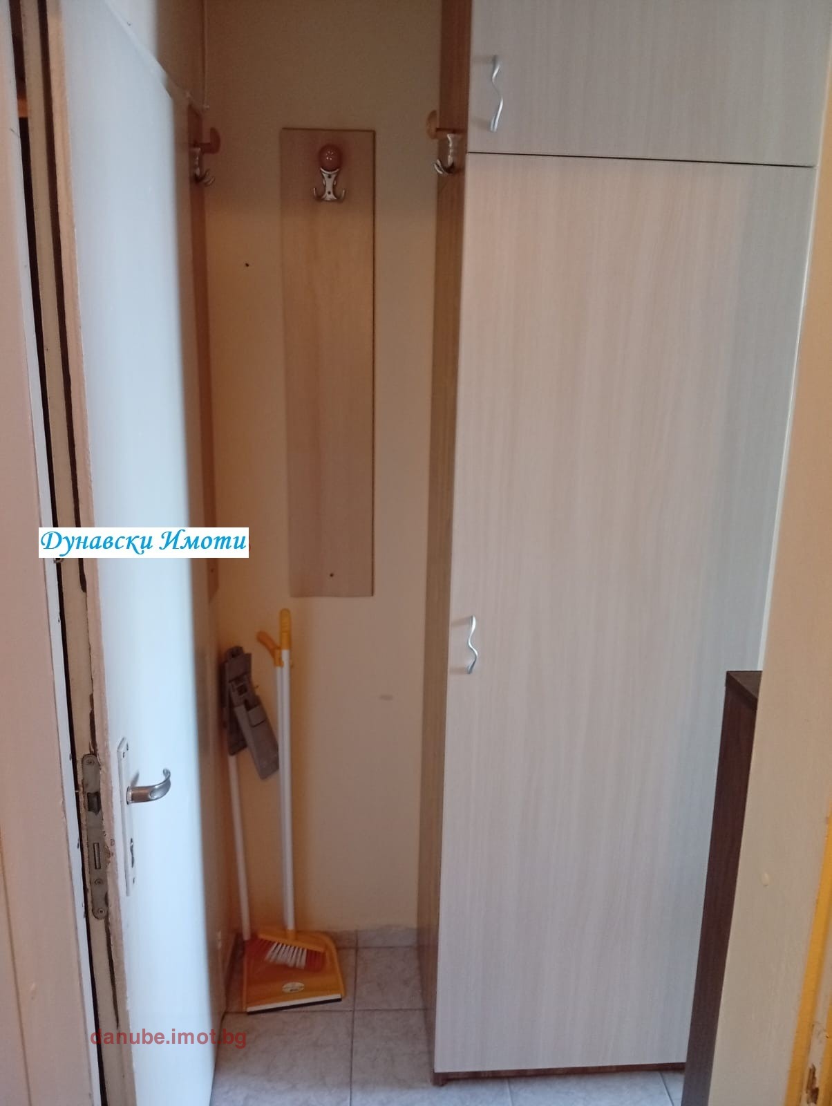 Дава под наем АТЕЛИЕ, ТАВАН, гр. Русе, Център, снимка 4 - Апартаменти - 53683872