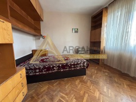 ���� ��� ���� 3-����� | Imot.bg � ����� ������ 11