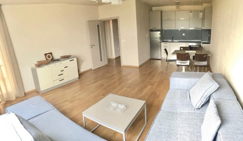 Te huur  1 slaapkamer Sofia , Obelja , 74 m² | 44977746