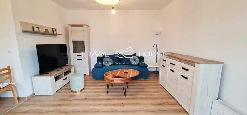 Zu vermieten  2 Schlafzimmer Plowdiw , Zentar , 95 qm | 29990019 - Bild [2]