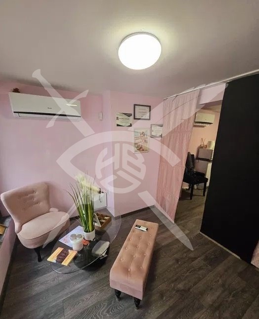 Do wynajęcia  Biuro Warna , Okrażna bolnica-Generali , 30 mkw | 83251937