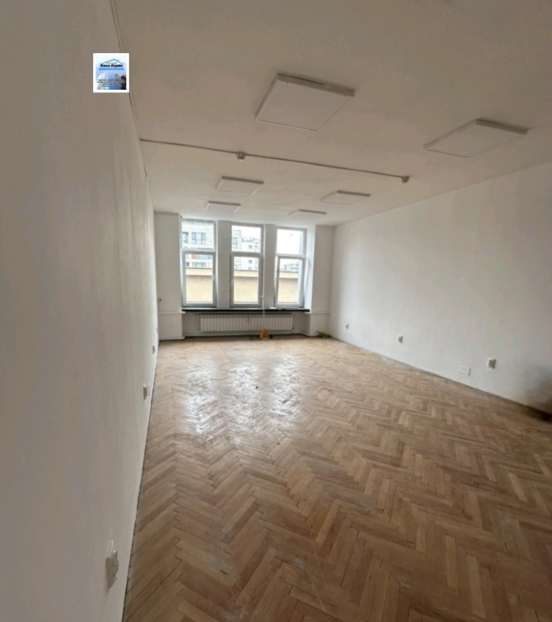 Vuokrattavana  Toimisto Sofia , Bakston , 36 neliömetriä | 24735543
