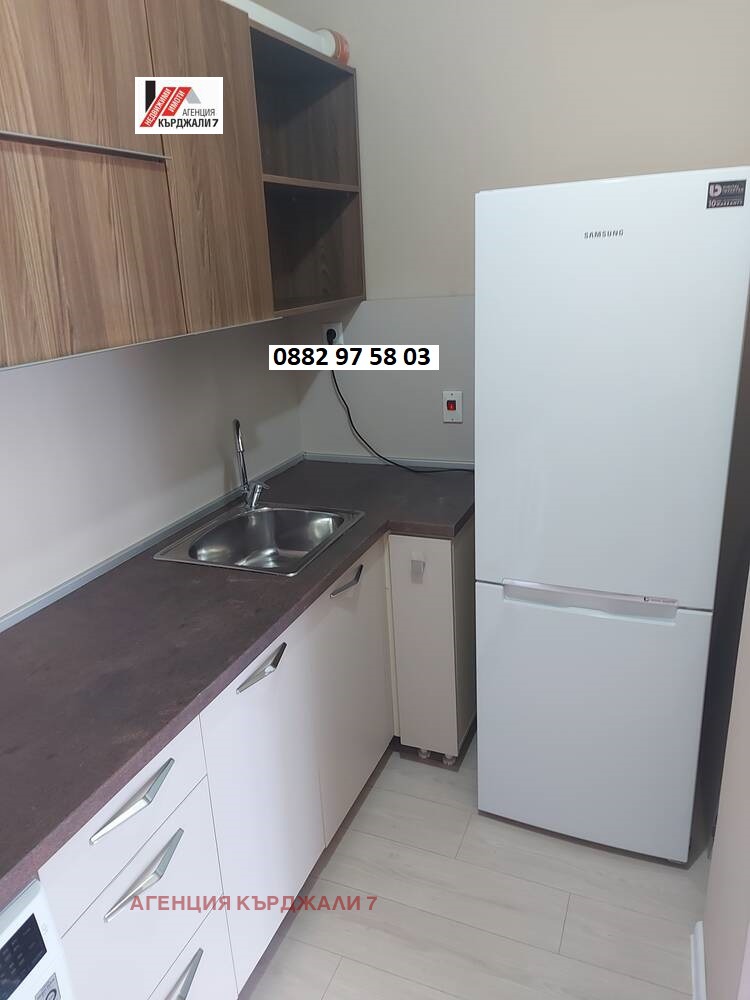 Дава под наем  2-стаен град Кърджали , Център , 73 кв.м | 82727716 - изображение [7]