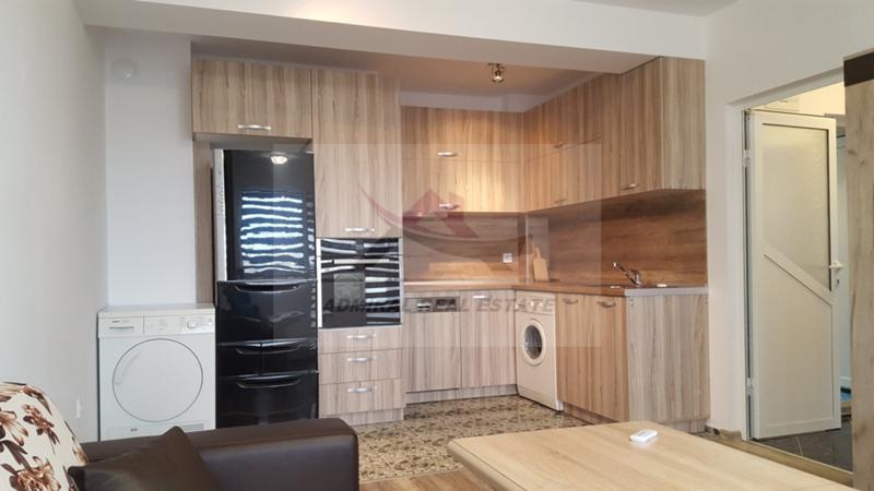 Дава под нем  2-стаен, град Варна, Колхозен пазар •  265 EUR • ID 77897227 — holmes.bg - [1] 