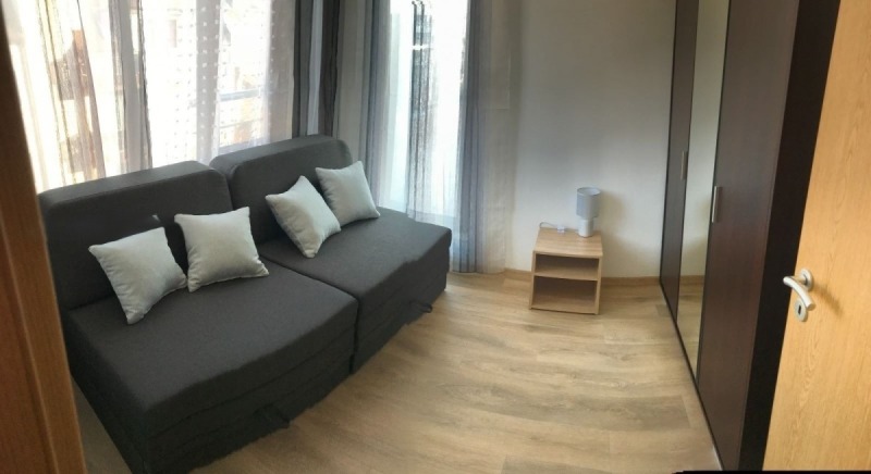 Издаје се  1 спаваћа соба Софија , Банишора , 50 м2 | 32970302 - слика [2]