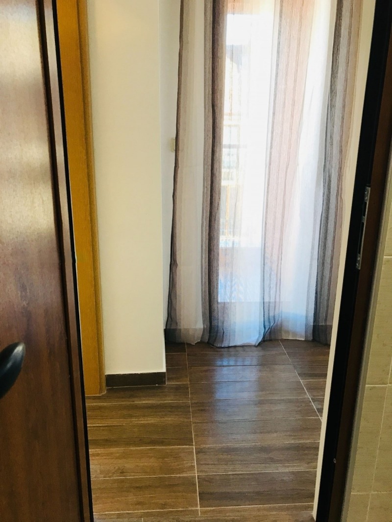 Издаје се  1 спаваћа соба Софија , Банишора , 50 м2 | 32970302 - слика [5]