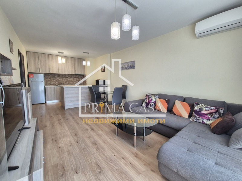 Para alugar  1 quarto Plovdiv , Mladejki Halm , 67 m² | 83453494