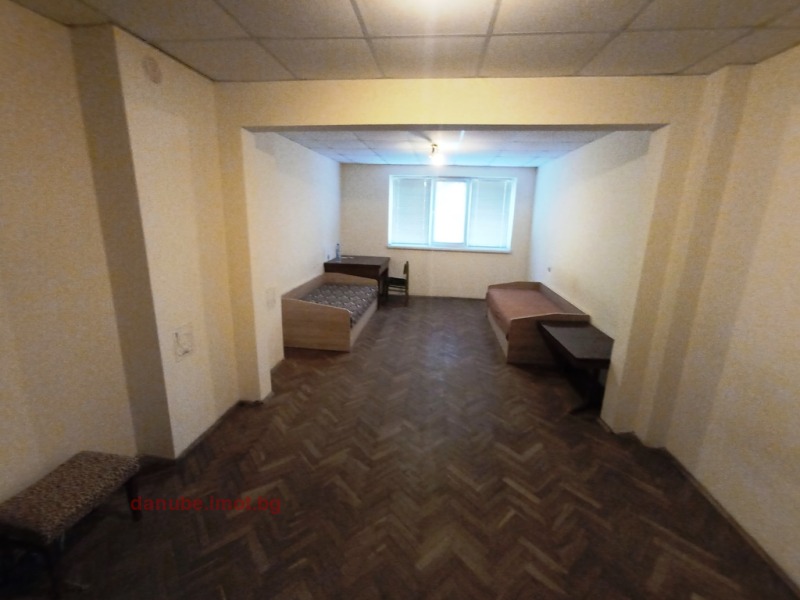 För uthyrning  2 sovrum Ruse , Centar , 75 kvm | 56326623 - bild [3]