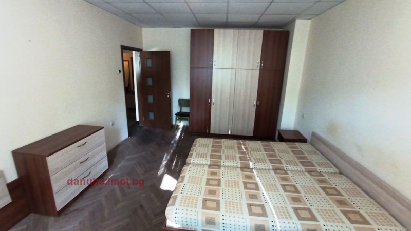 För uthyrning  2 sovrum Ruse , Centar , 75 kvm | 56326623 - bild [6]