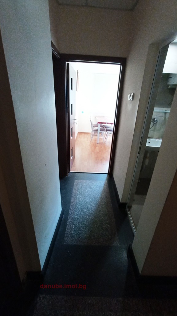 För uthyrning  2 sovrum Ruse , Centar , 75 kvm | 56326623 - bild [11]