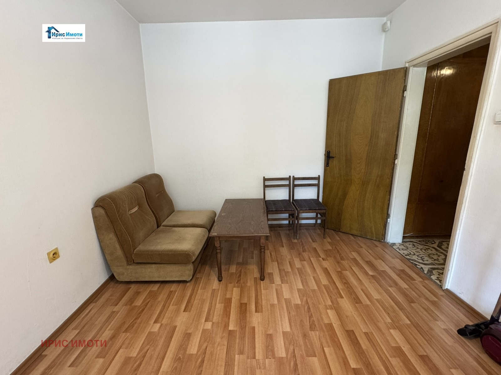 Дава под наем 2-СТАЕН, гр. София, Център, снимка 2 - Апартаменти - 55887685