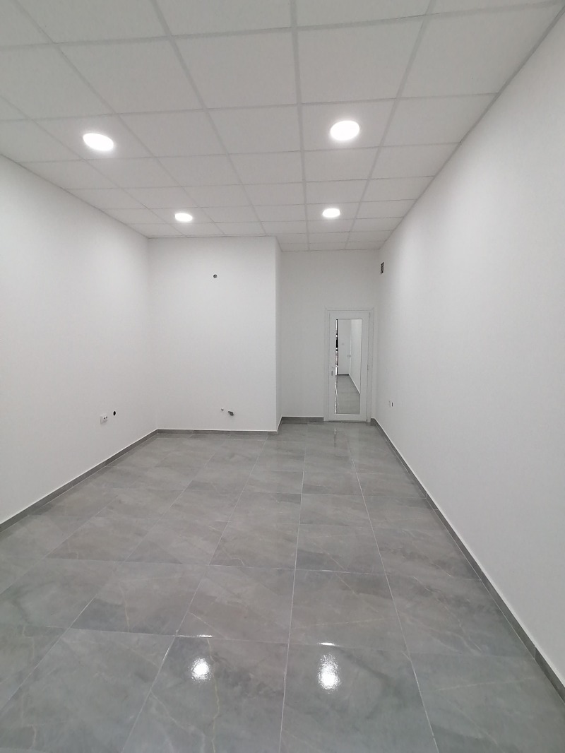 Kiadó  Üzlet Kardzsali , Vazrozsdenci , 35 négyzetméter | 72342492
