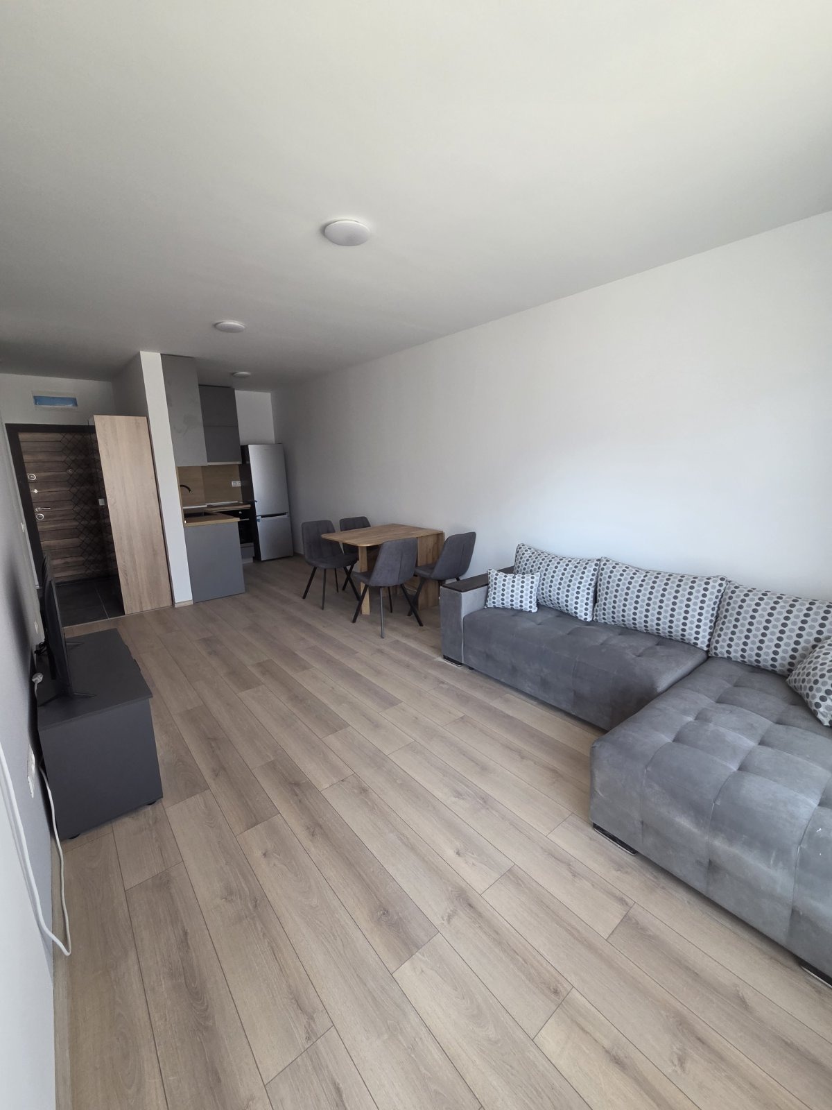 Дава под наем 2-СТАЕН, гр. София, Малинова долина, снимка 6 - Апартаменти - 53957817