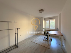 3 bedroom Tsentar, Varna 11