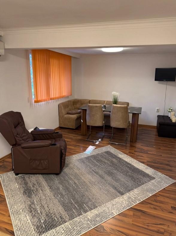 Para alugar  1 quarto Sofia , Reduta , 52 m² | 85606199