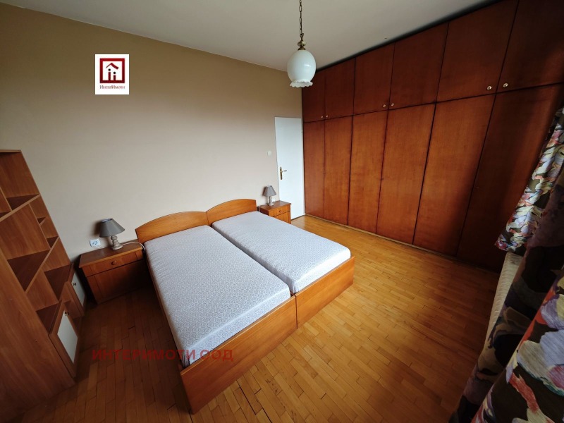 Издаје се  2 спаваће собе Софија , Центар , 118 м2 | 33660737 - слика [5]