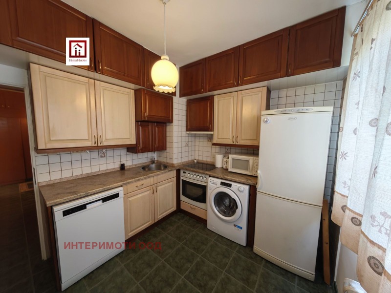 Издаје се  2 спаваће собе Софија , Центар , 118 м2 | 33660737 - слика [8]