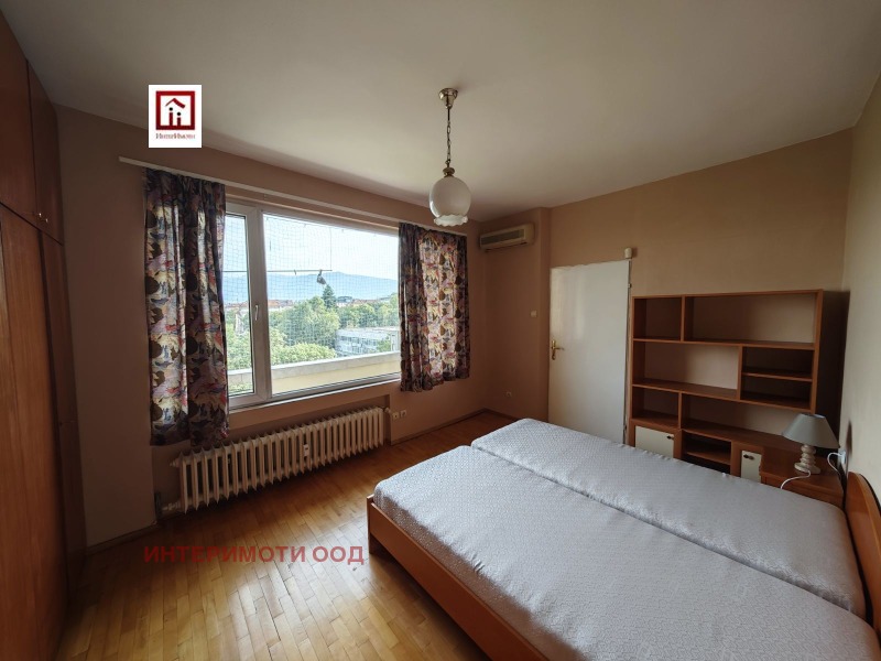Издаје се  2 спаваће собе Софија , Центар , 118 м2 | 33660737 - слика [6]