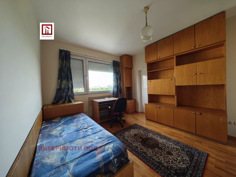Издаје се  2 спаваће собе Софија , Центар , 118 м2 | 33660737 - слика [4]
