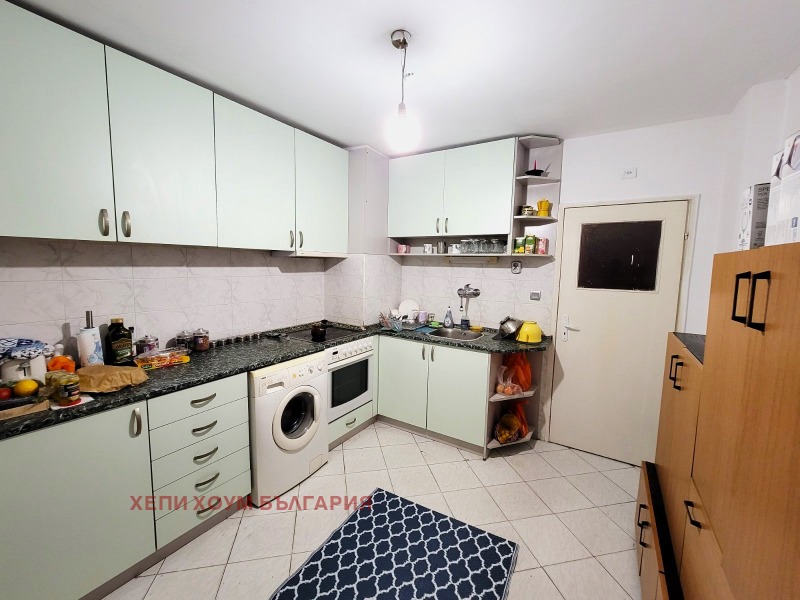 Дава под Наем 3-СТАЕН в град Русе, Център - 84 кв.м / 307 € » 600.44 лв., ХЕПИ ХОУМ БЪЛГАРИЯ