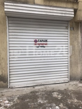 Garasje Kolhozen pazar, Varna 2