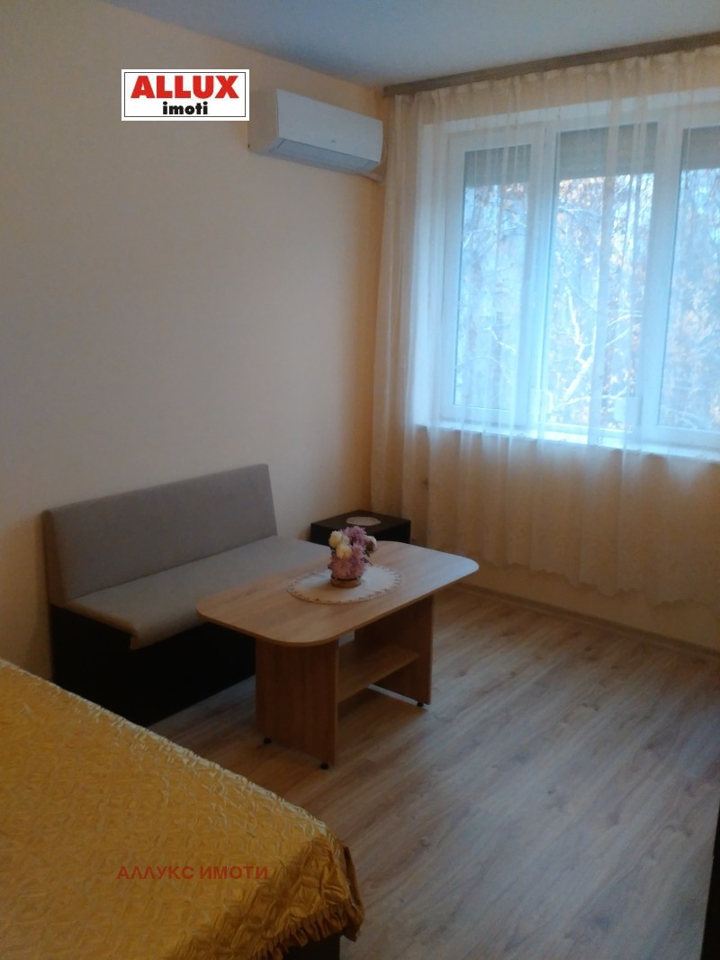 Дава под наем  1-стаен град Русе , Център , 40 кв.м | 18428900 - изображение [2]