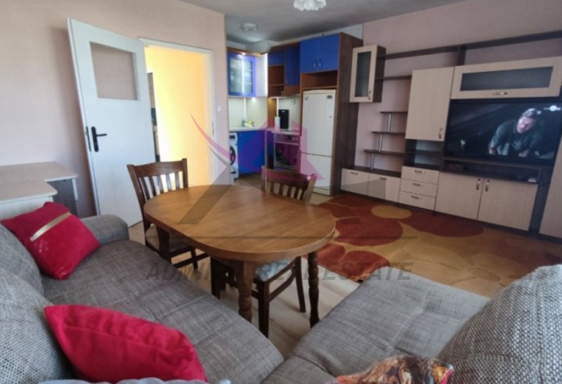 Дава под нем  2-стаен, град Варна, Окръжна болница-Генерали •  450 EUR • ID 70171986 — holmes.bg - [1] 