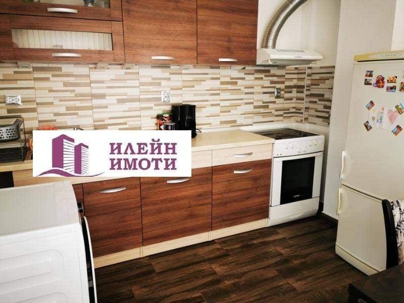 Дава под наем  2-стаен град Русе , Център , 55 кв.м | 90050810