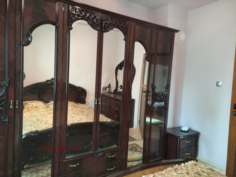 Дава под наем 4-СТАЕН, гр. Пловдив, Тракия, снимка 2 - Апартаменти - 53414345