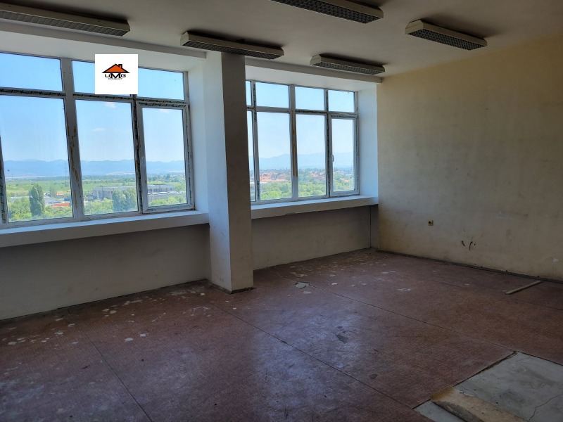 Kiadó  Hivatal Sofia , Voenna rampa , 35 négyzetméter | 48683261 - kép [2]