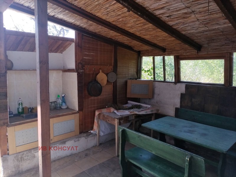 Дава под наем ЕТАЖ ОТ КЪЩА, с. Богомилово, област Стара Загора, снимка 12 - Етаж от къща - 53496429