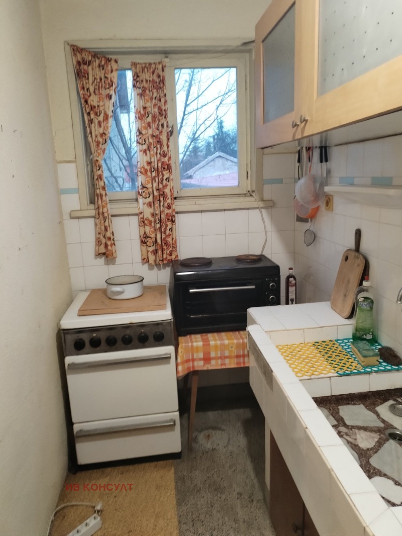 Дава под наем ЕТАЖ ОТ КЪЩА, с. Богомилово, област Стара Загора, снимка 7 - Етаж от къща - 53496429