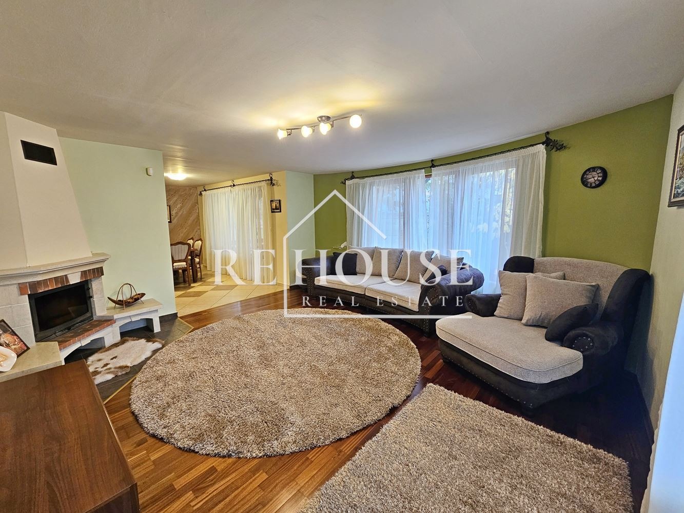 Дава под наем КЪЩА, гр. Варна, м-т Долна Трака, снимка 2 - Къщи - 53674567