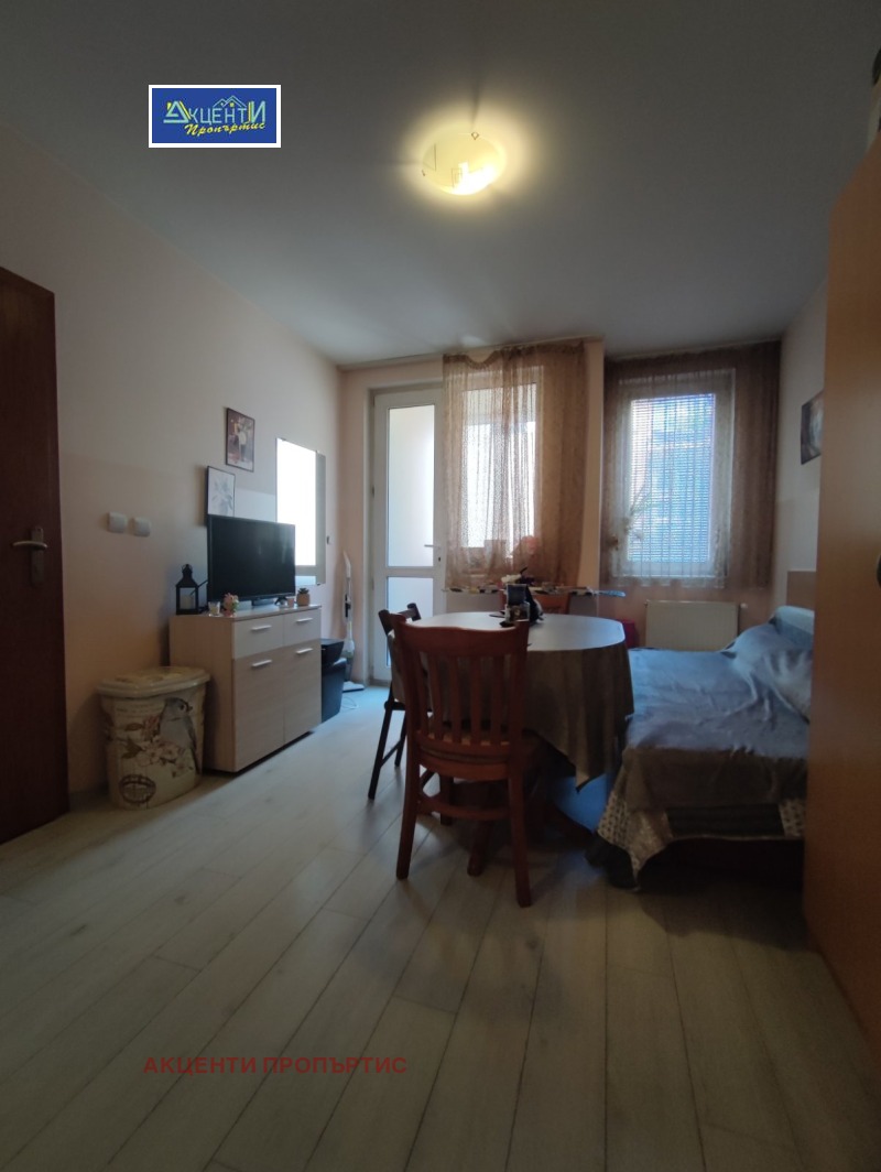 K pronájmu  1 ložnice Veliko Tarnovo , Centar , 60 m2 | 92437850 - obraz [3]