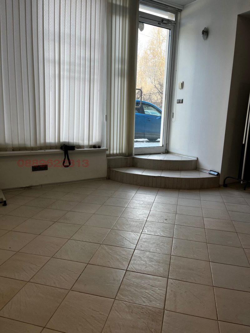 Дава под наем МАГАЗИН, гр. София, Дианабад, снимка 12 - Магазини - 53480341