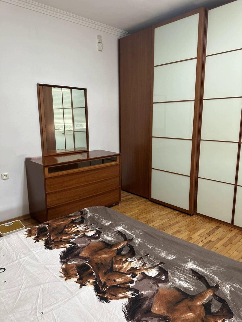 För uthyrning  Hus Sofia , Knjajevo , 120 kvm | 32737278 - bild [8]