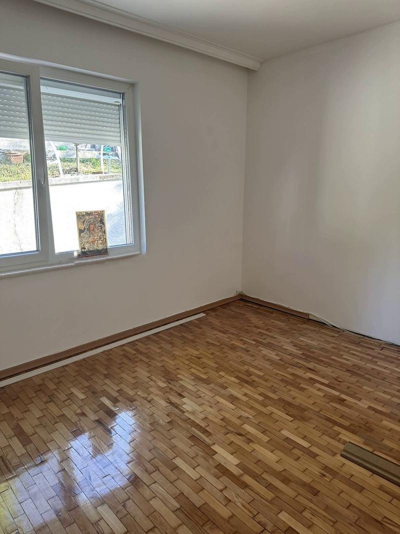 För uthyrning  Hus Sofia , Knjajevo , 120 kvm | 32737278 - bild [6]