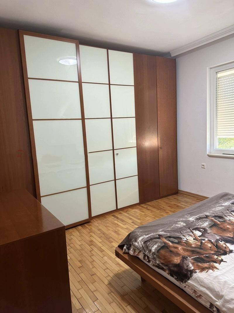 För uthyrning  Hus Sofia , Knjajevo , 120 kvm | 32737278 - bild [5]