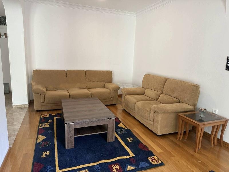 För uthyrning  Hus Sofia , Knjajevo , 120 kvm | 32737278 - bild [2]