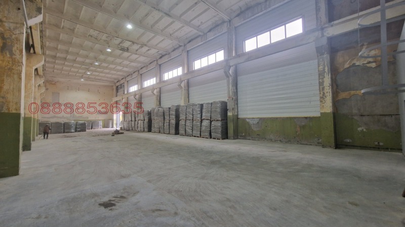 Дава под наем СКЛАД, гр. Велико Търново, Чолаковци, снимка 2 - Складове - 52779432