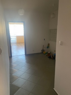 2 soverom Vazrosjdentsi, Kardsjali 5